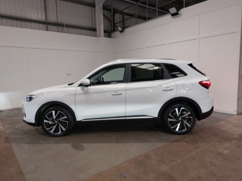 MG ZS 1.5 Hybrid Trophy White #4