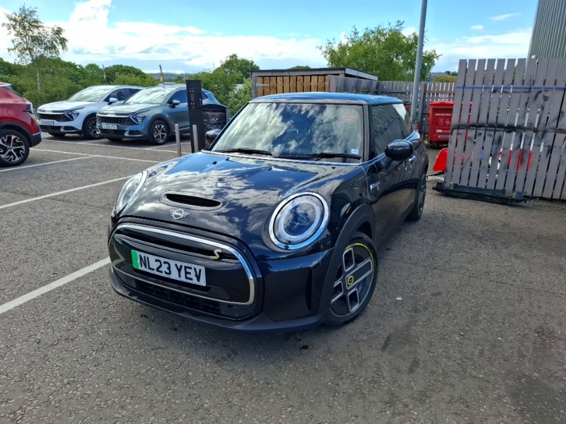 Mini Hatch 135Kw Cooper S Level 2 33Kwh NL23YEV Black