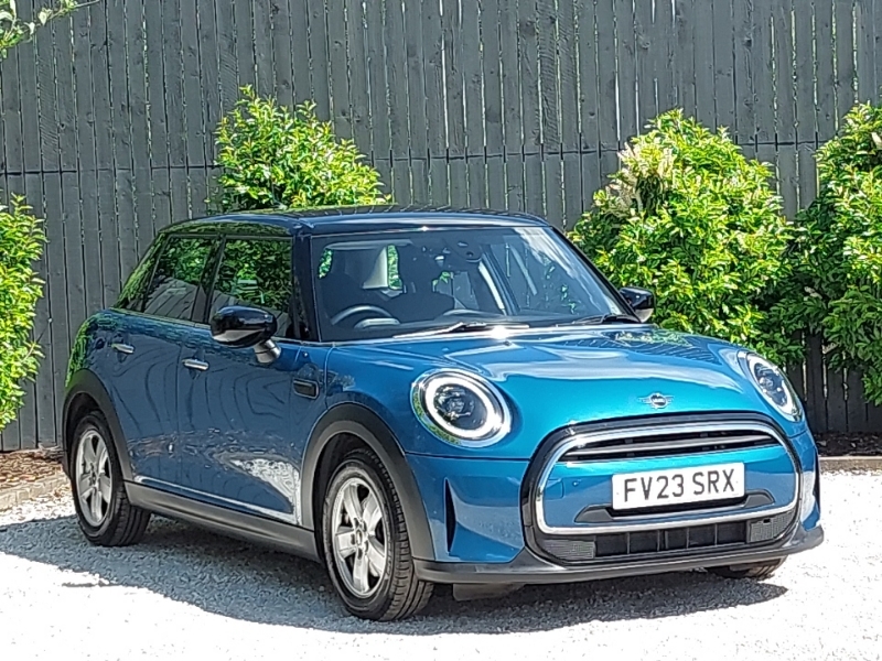 Mini Hatch 1.5 Cooper Classic Premium Blue