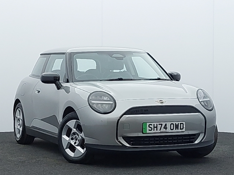 Mini Hatch 135Kw E Classic 41Kwh SH74OWD Silver
