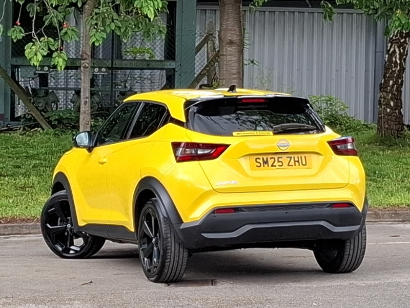Nissan Juke 1.0 Dig-t Tekna Yellow #2
