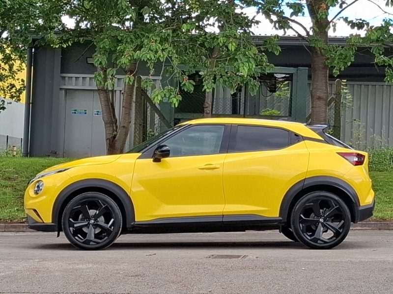Nissan Juke 1.0 Dig-t Tekna Yellow #4