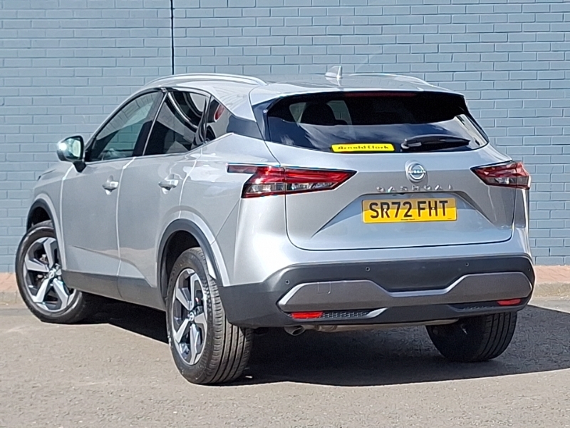 Nissan Qashqai 1.3 Dig-t Mh N-connecta Silver #2