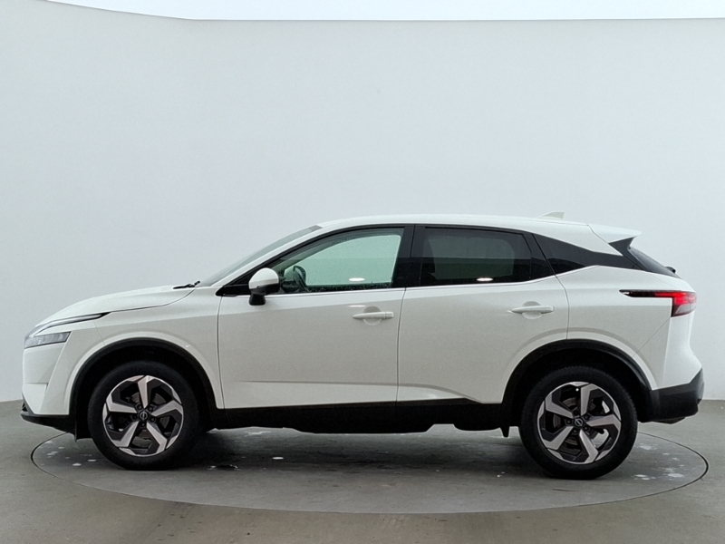 Nissan Qashqai 1.3 Dig-t Mh N-connecta White #4