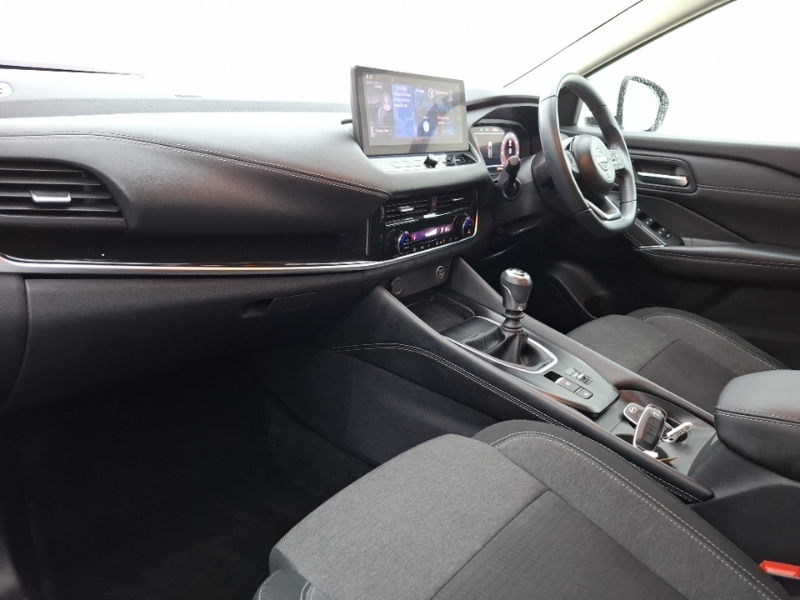 Nissan Qashqai 1.3 Dig-t Mh N-connecta White #5