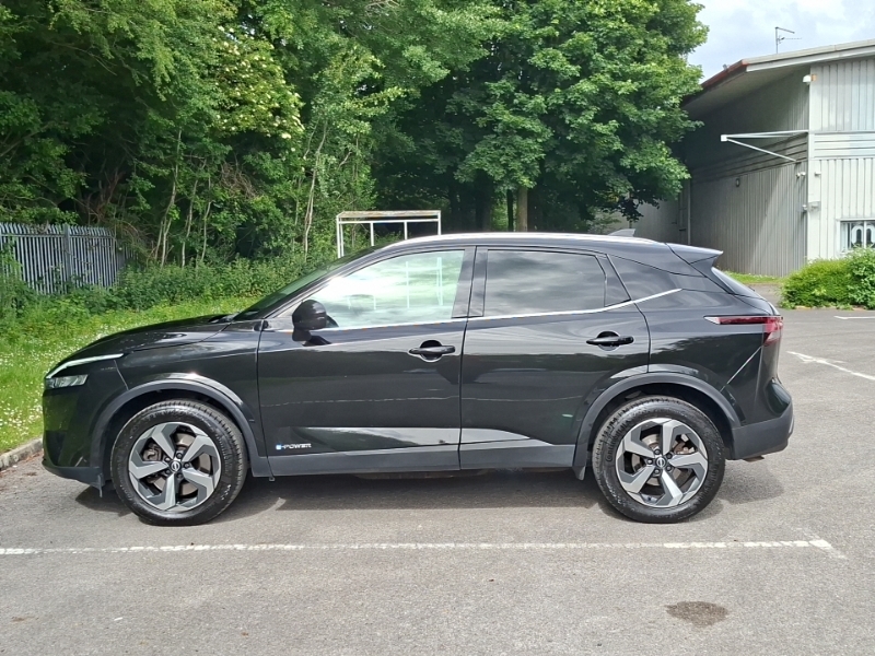 Nissan Qashqai 1.5 E-power N-connecta Glass Roof GK23FYD Black #4