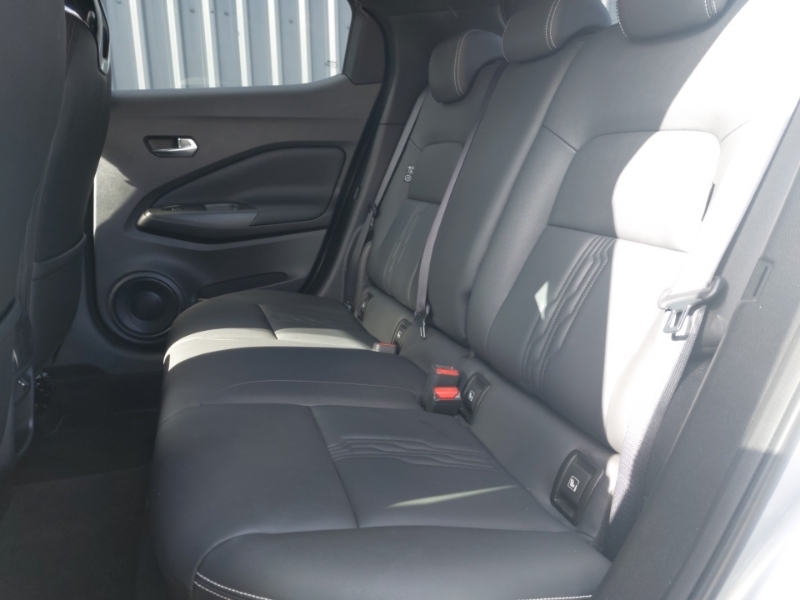 Nissan Juke 1.6 Hybrid Tekna OE73KXK Silver #6