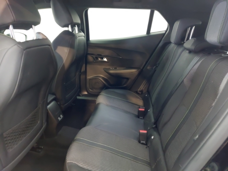 Peugeot 2008 1.2 Puretech 130 Gt Black #6