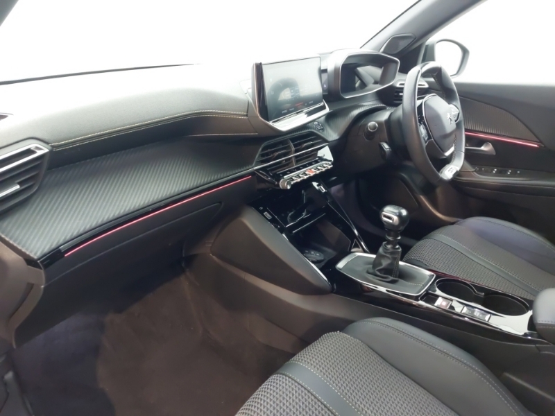 Peugeot 2008 1.2 Puretech 130 Gt Black #5