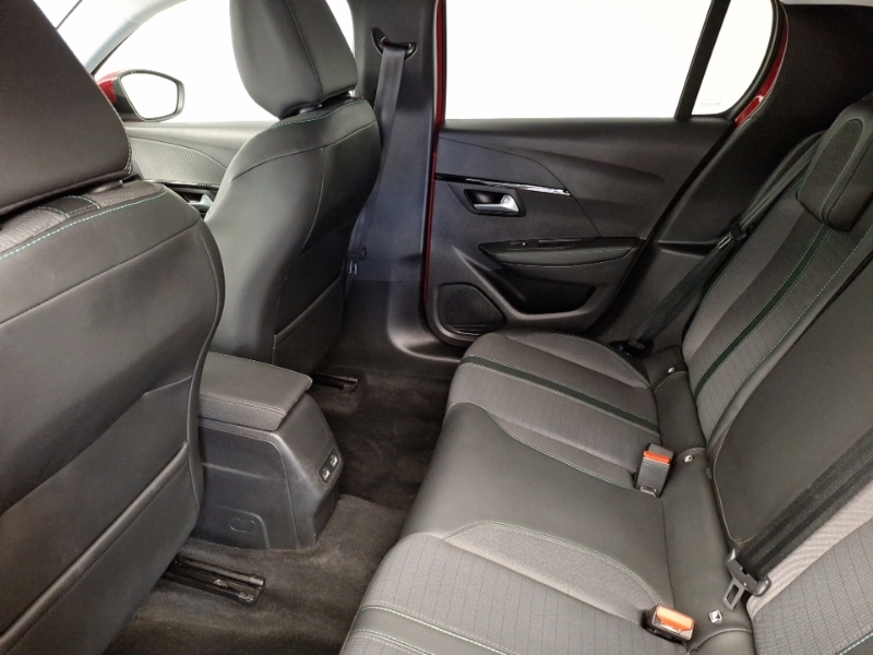 Peugeot 208 1.2 Puretech 100 Allure Premium Red #6