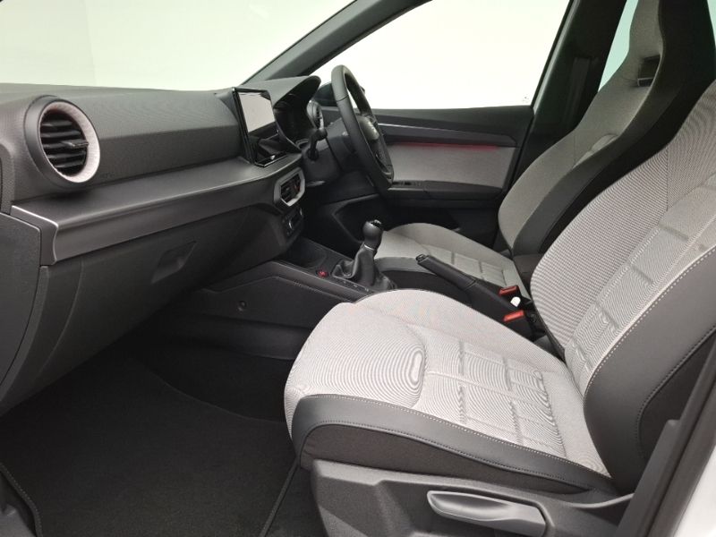 Seat Arona 1.0 Tsi 115 Fr Sport White #5
