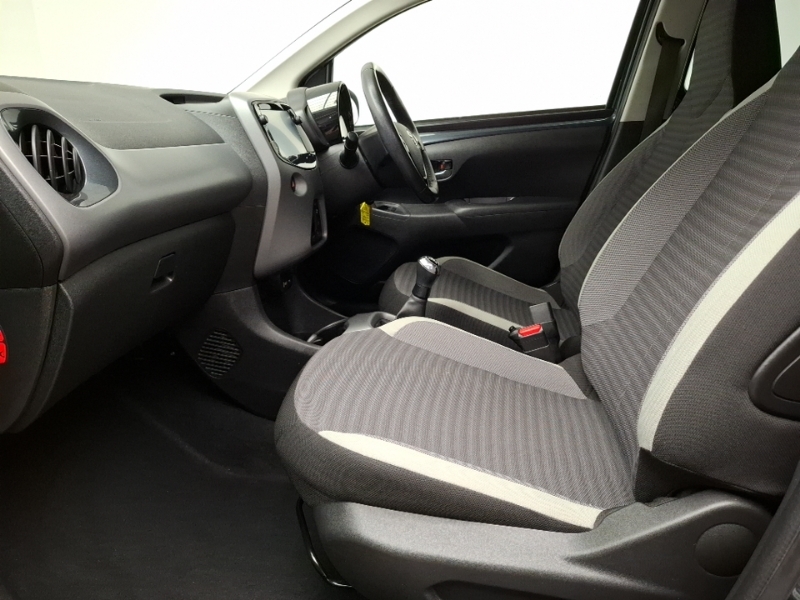 Toyota Aygo 1.0 Vvt-i X-trend RO69GZR Grey #5