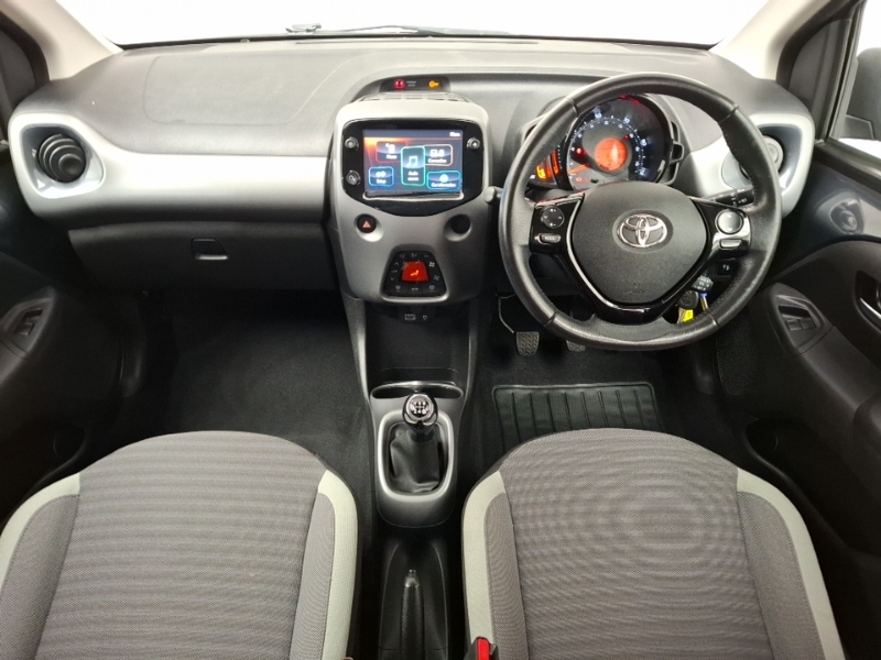 Toyota Aygo 1.0 Vvt-i X-trend RO69GZR Grey #3