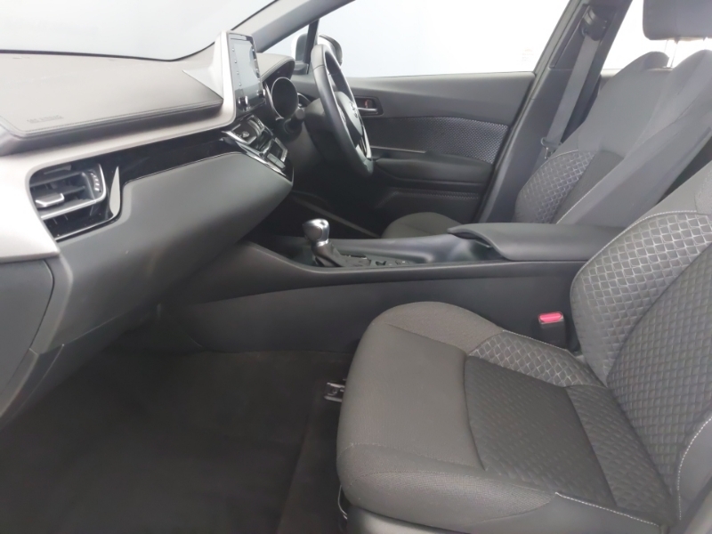 Toyota C-Hr 1.8 Hybrid Icon Cvt White #5