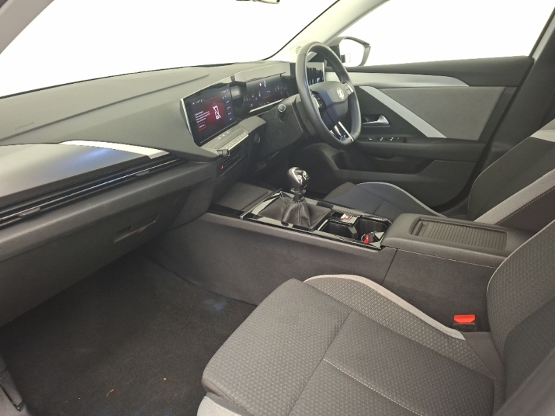 Vauxhall Astra 1.2 Turbo 130 Design White #5