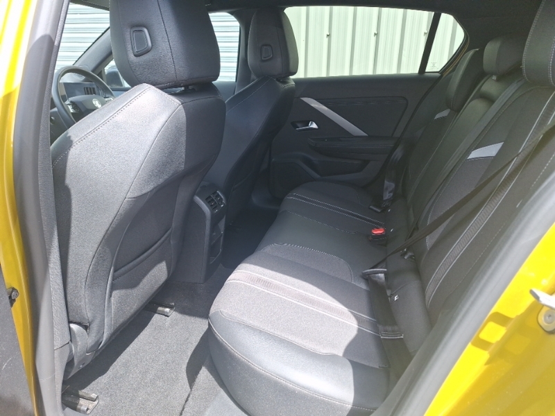 Vauxhall Astra 1.2 Turbo 130 Gs CK23DJO Yellow #6