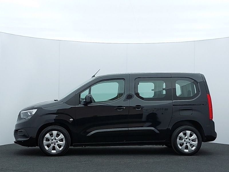 Vauxhall Combo Life 1.5 Turbo D Energy 7 Seat Black #4