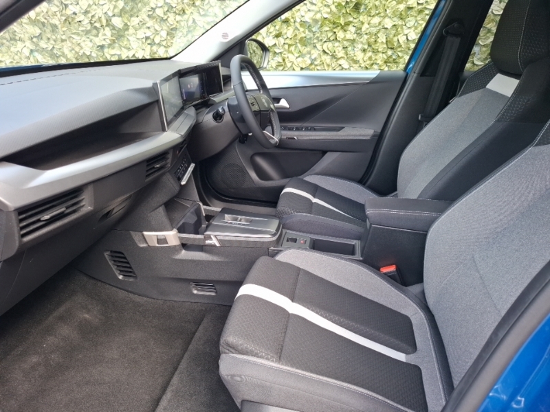 Vauxhall Frontera 83Kw Gs 44Kwh Blue #5