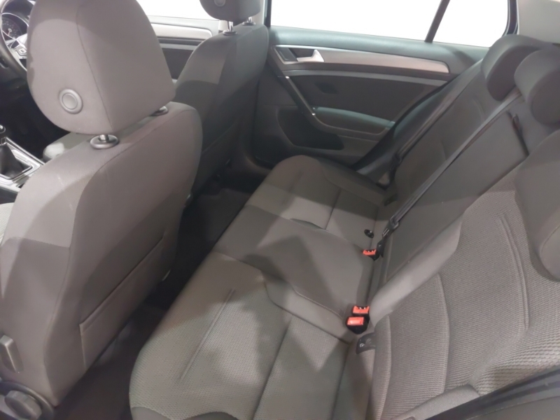 Volkswagen Golf 1.6 Tdi Match Black #6