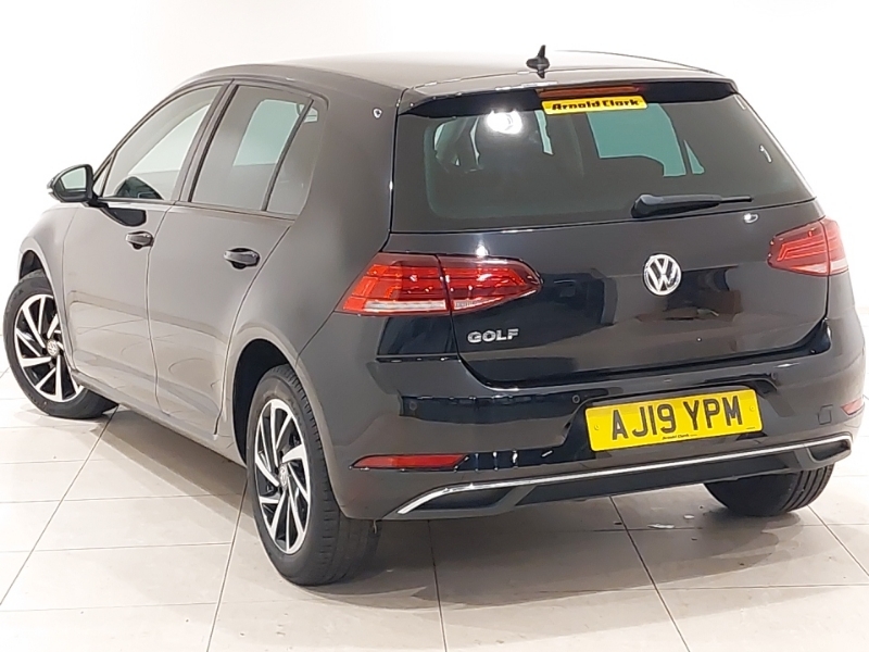 Volkswagen Golf 1.6 Tdi Match Black #2