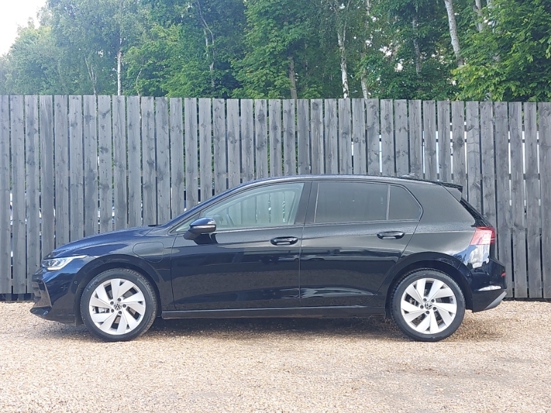 Volkswagen Golf 1.5 Tsi 204 Match Ehybrid Dsg GD25MDY Black #4