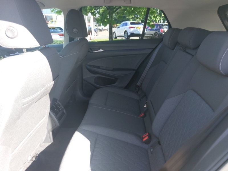 Volkswagen Golf 1.5 Tsi 204 Match Ehybrid Dsg Black #6