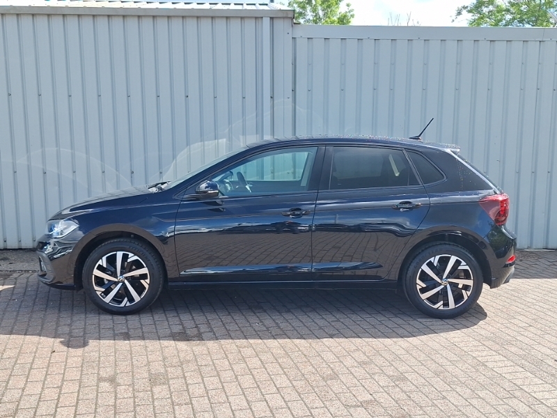 Volkswagen Polo 1.0 Tsi Match Black #4