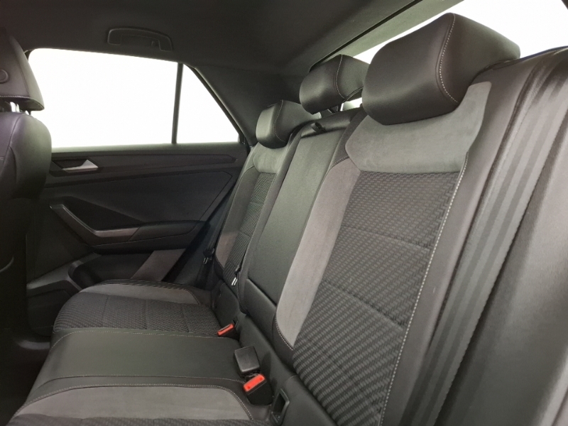 Volkswagen T-Roc 1.5 Tsi Evo R-line Black #6