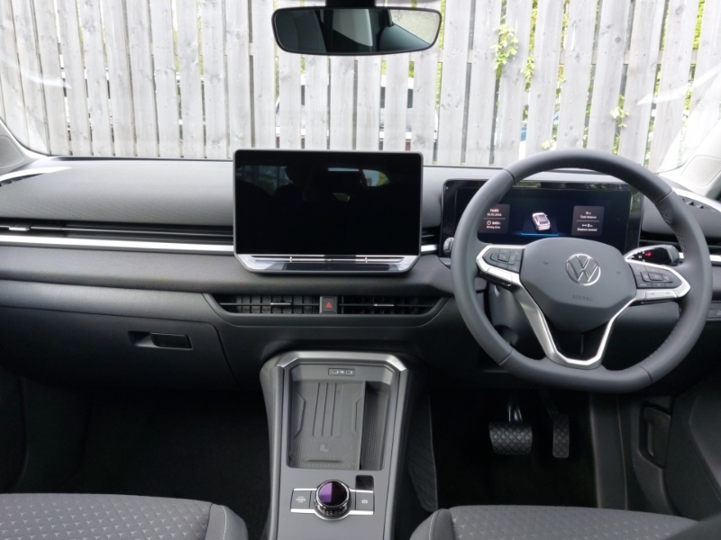 Volkswagen T-Roc 1.5 Etsi Life Dsg Black #3