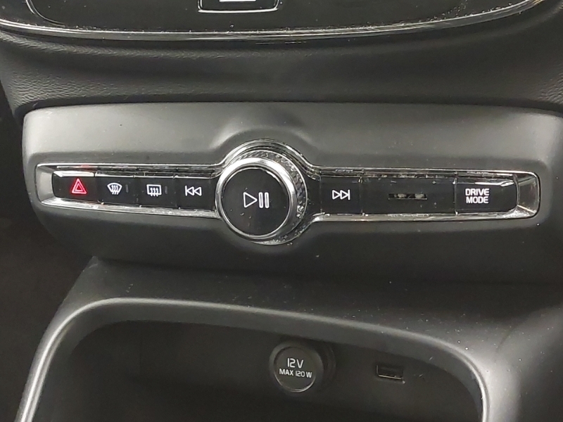 Volvo XC40 2.0 D4 First Edition Awd Ss Blue #9