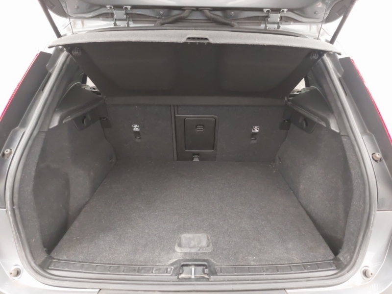 Volvo XC40 2.0 D4 First Edition Awd Ss Blue #18