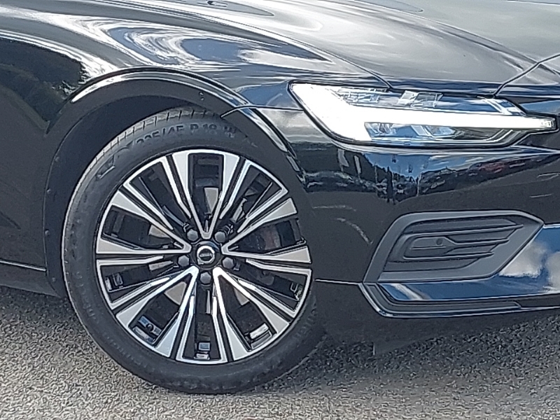 Volvo V60 Plus Black #20