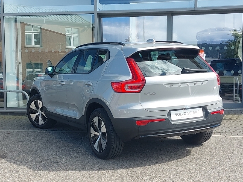 Volvo XC40 1.5 T4 Recharge Phev Plus Dark Silver #2