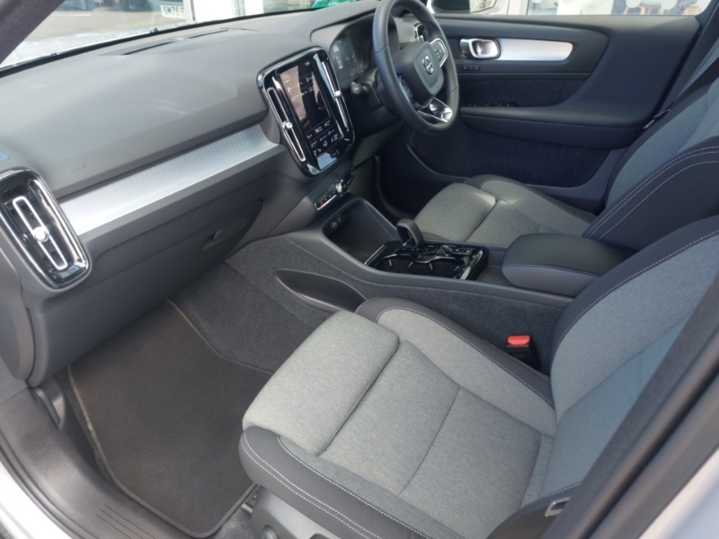 Volvo XC40 1.5 T4 Recharge Phev Plus Dark Silver #5