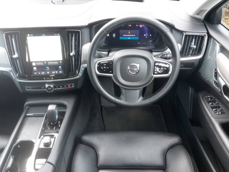 Volvo V90 Ultimate Black #8