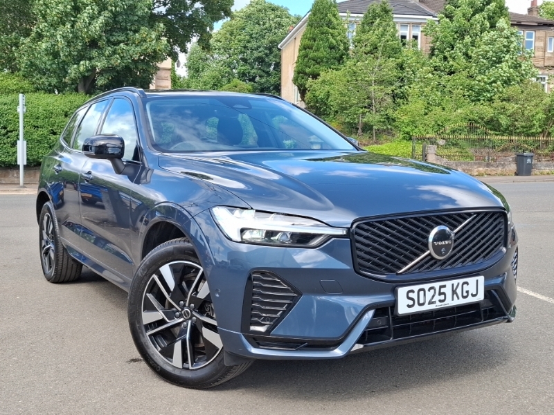 Volvo XC60 2.0 B5p Plus Dark Awd Geartronic Blue
