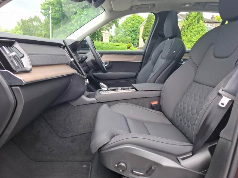 Volvo XC90 2.0 B5p Plus Dark Awd Geartronic Red #5