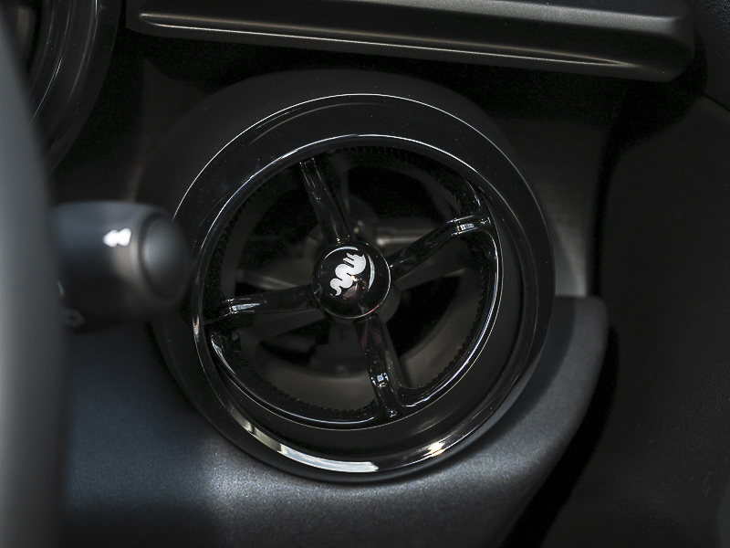 Alfa Romeo Junior 1.2 Turbo Ibrida Black #16