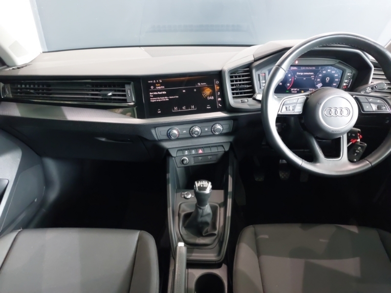 Audi A1 25 Tfsi Technik Black #3