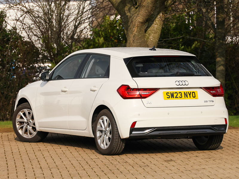 Audi A1 25 Tfsi Sport White #2