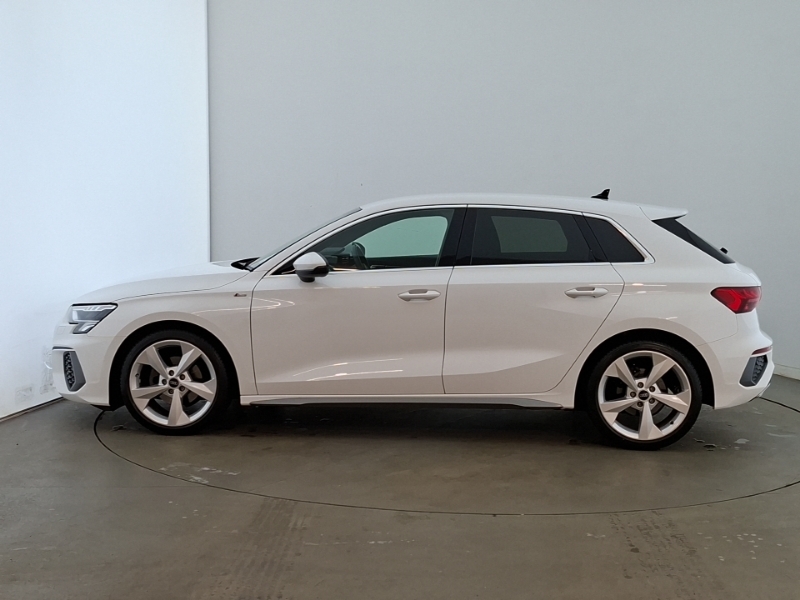 Audi A3 30 Tfsi S Line S Tronic White #4