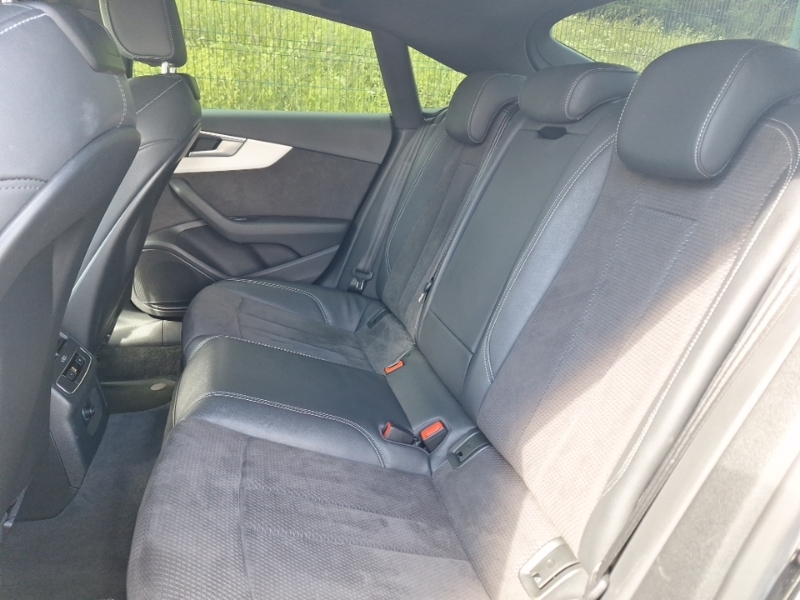 Audi A5 2.0 Tdi S Line Black #6
