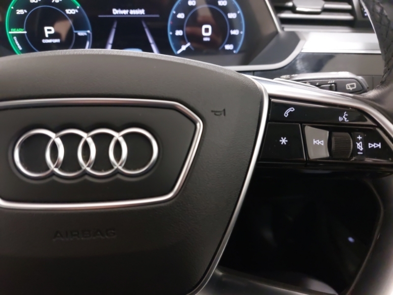 Audi E-tron 50 Technik Quattro 71.2Kwh Black #13