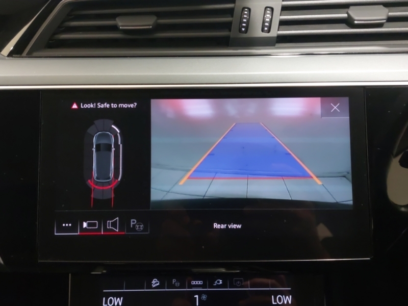 Audi E-tron 50 Technik Quattro 71.2Kwh Black #9