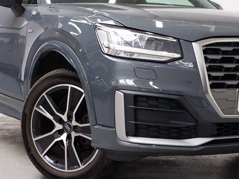 Audi Q2 Tdi S Line Black Edition Black #9