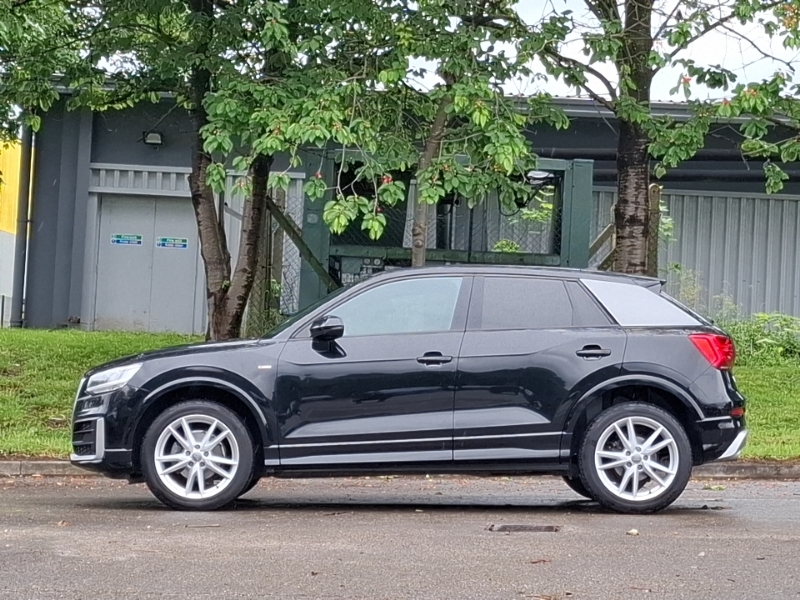 Audi Q2 30 Tdi S Line S Tronic Black #4