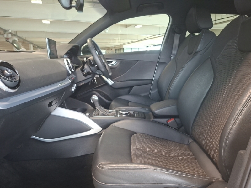 Audi Q2 35 Tfsi Black Edition S Tronic White #5