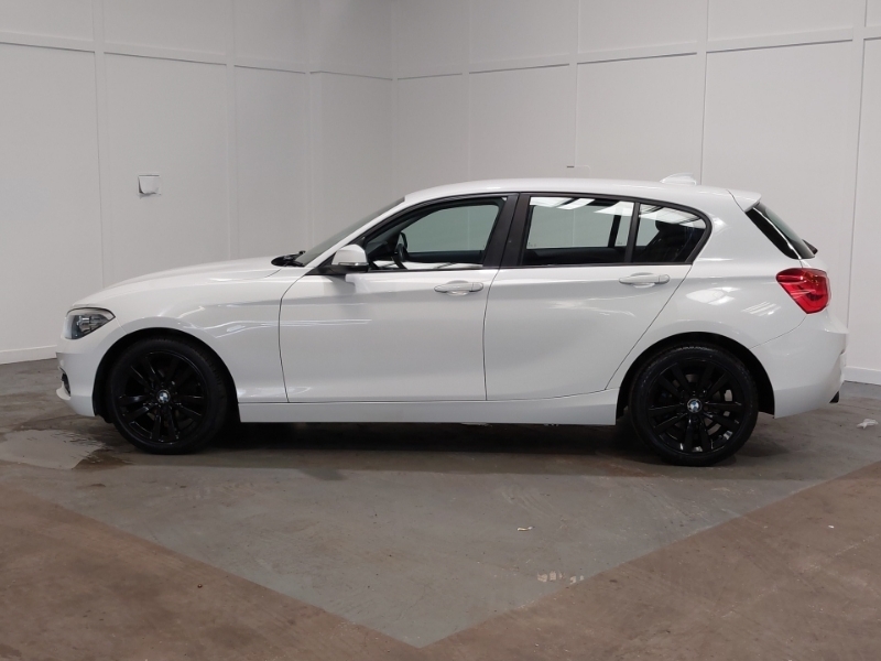 BMW 1 Series 118I 1.5 Sport Navservotronic FN18LZG White #4