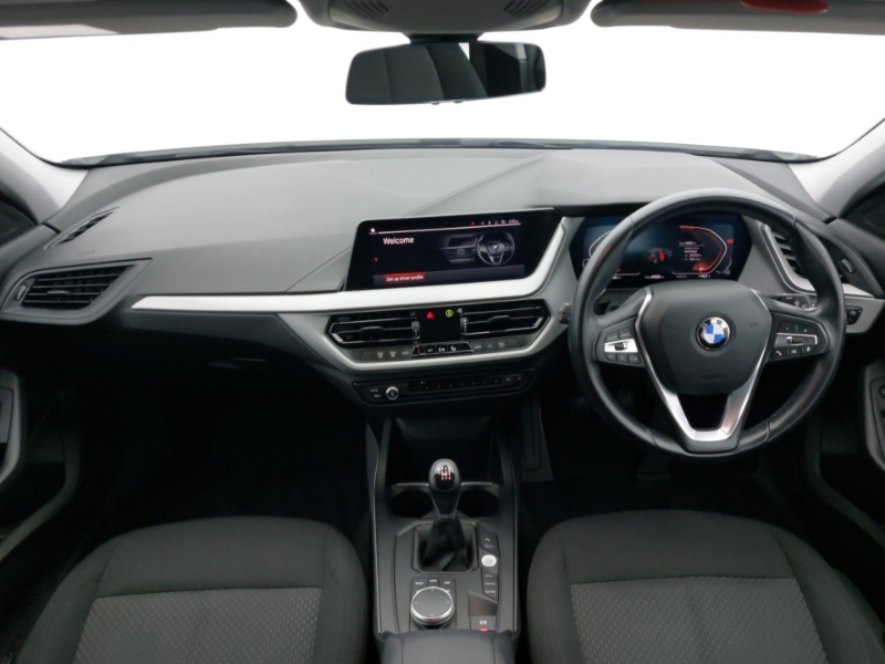 BMW 1 Series 118I 136 Se Live Cockpit Professional White #3