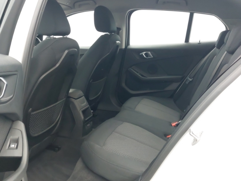 BMW 1 Series 118I 136 Se Live Cockpit Professional White #6